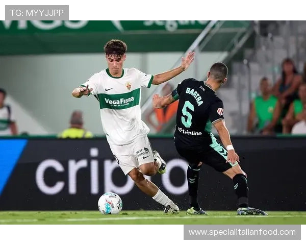 西甲埃尔切足球俱乐部近期表现稳健，保级形势走势清晰