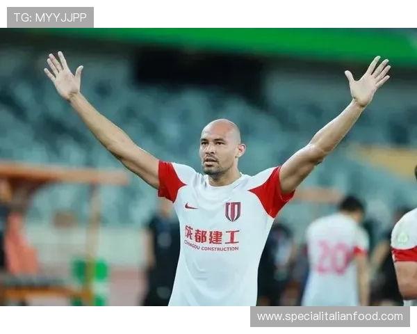 凯泽锋线近期表现稳健，进攻端持续提升