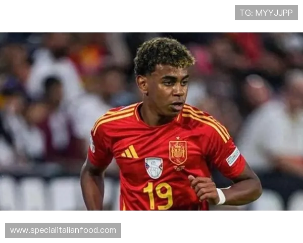 贝林厄姆鲁尼偶像