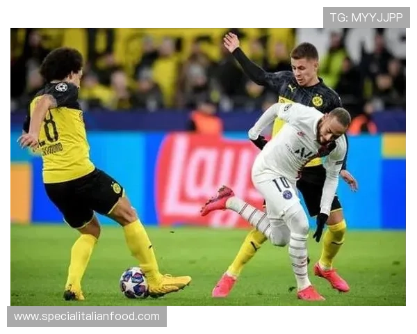 多特蒙德中场连接断裂问题，从推进阶段到失控的表现波动及其对球队影响逐步显现