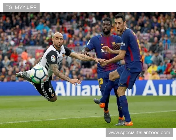 巴萨控球率再高也难掩中场失控,近期表现受限对赛季走势形成制约 巴萨控球率再高也难掩中场失控,近期表现受限对赛季走势形成制约