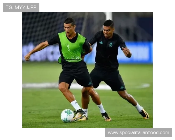 奥纳纳 vs 卡塞米罗:身体对抗与经验差距分析 奥纳纳 vs 卡塞米罗:身体对抗与经验差距分析